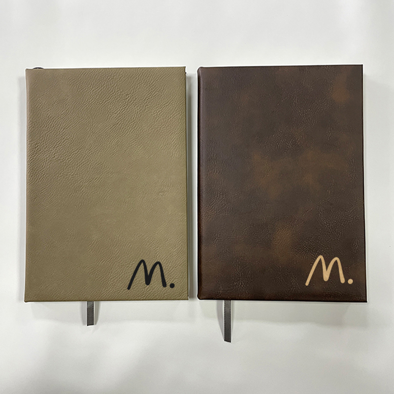 کتاب طرح چرمی لیزری 7 x 9 3/4