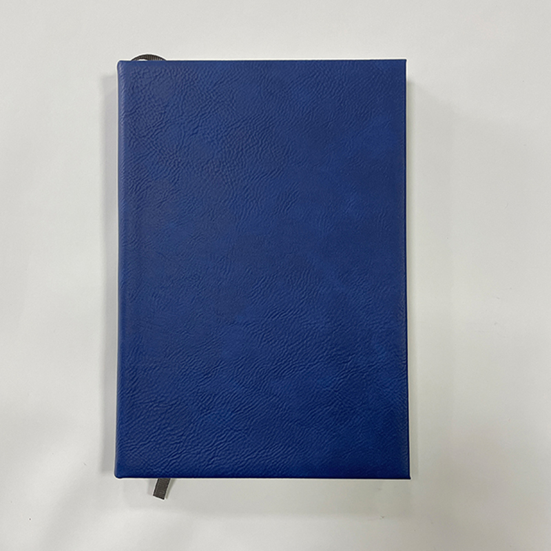 کتاب طرح چرمی لیزری 7 x 9 3/4